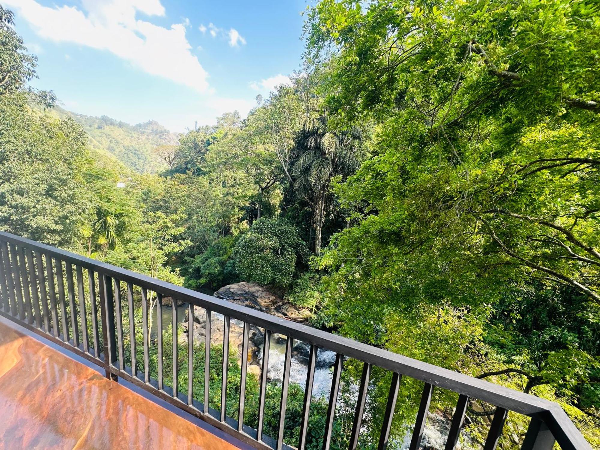 River Splendour Home Stay Ела Екстериор снимка