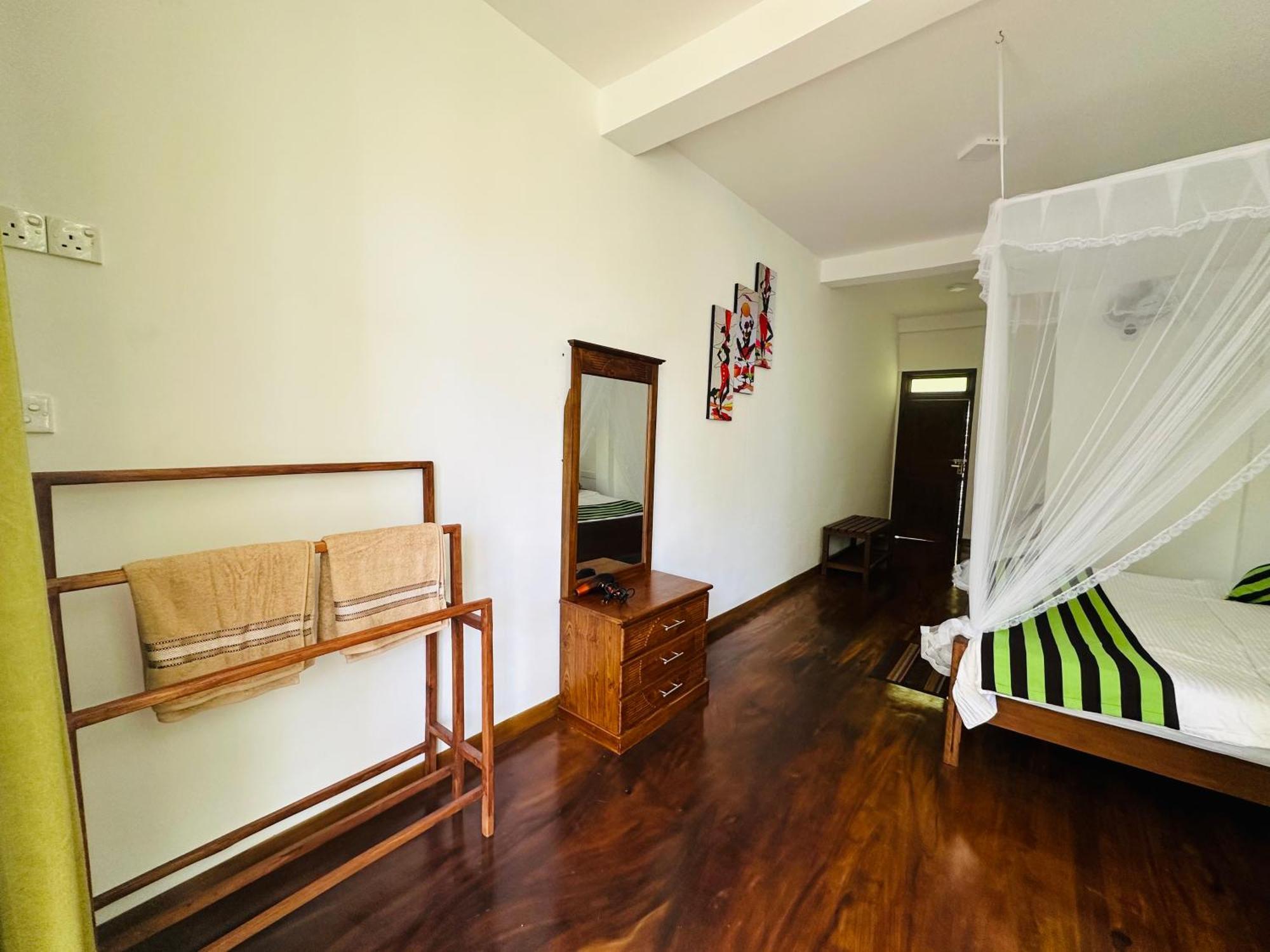 River Splendour Home Stay Ела Екстериор снимка