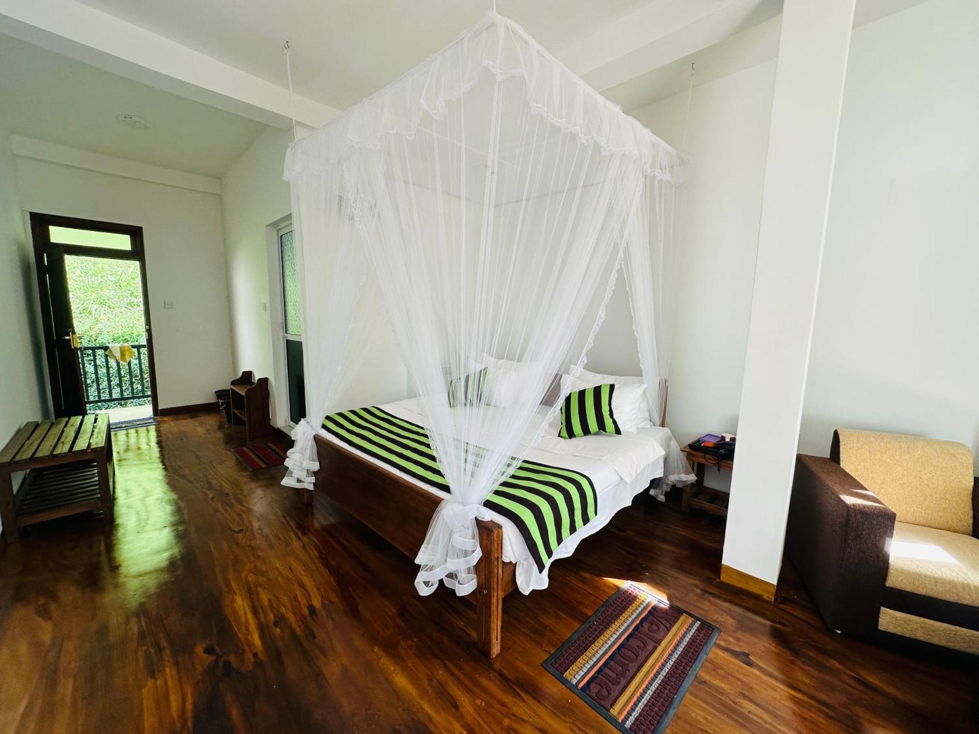 River Splendour Home Stay Ела Екстериор снимка
