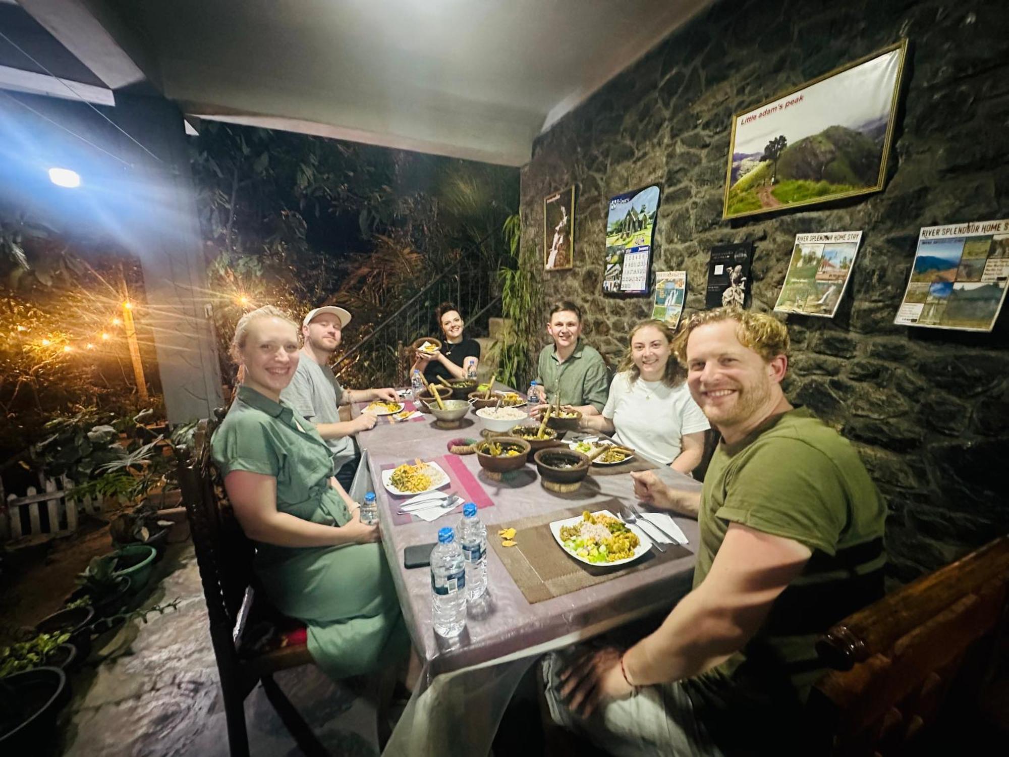 River Splendour Home Stay Ела Екстериор снимка
