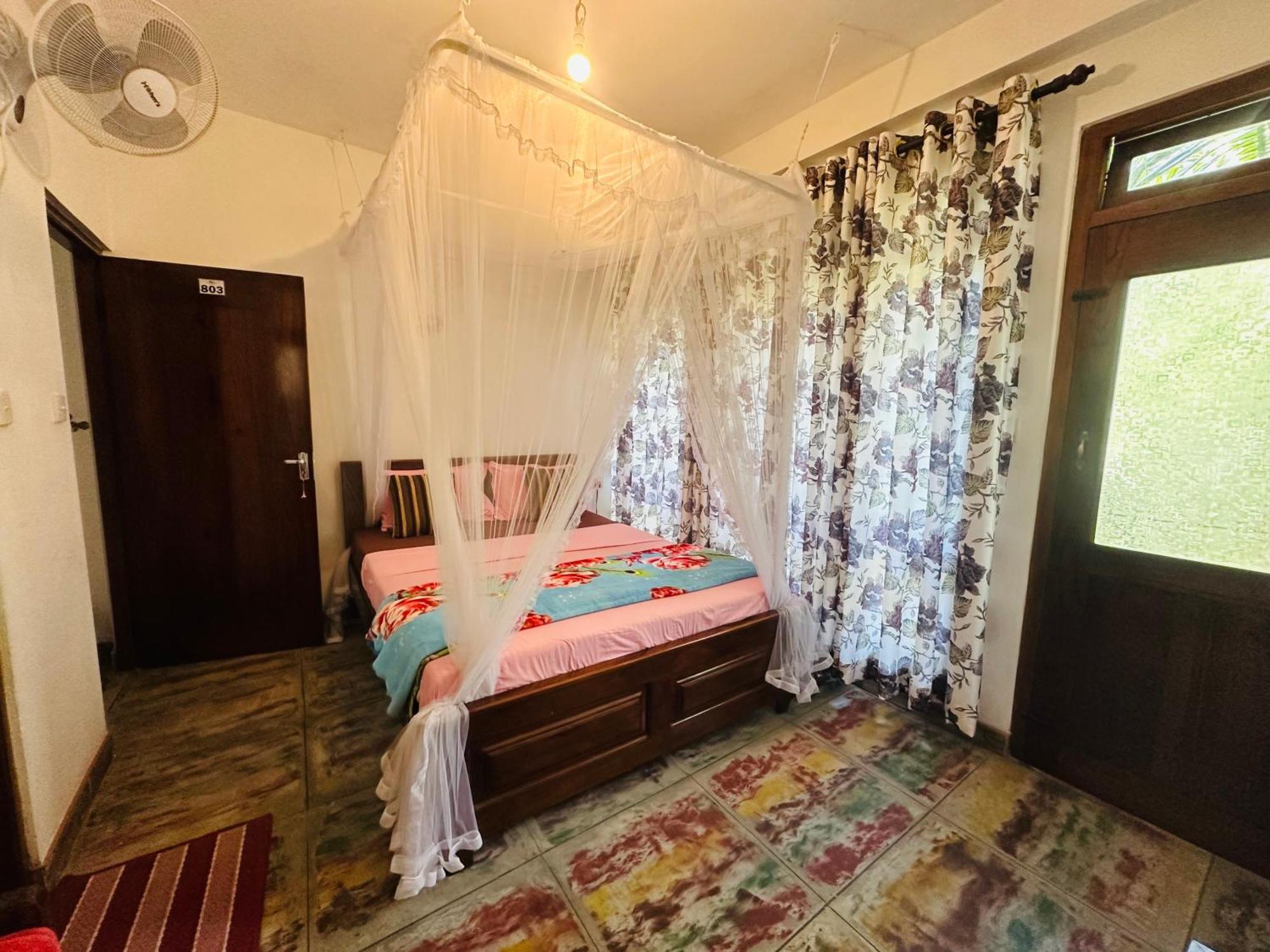 River Splendour Home Stay Ела Екстериор снимка