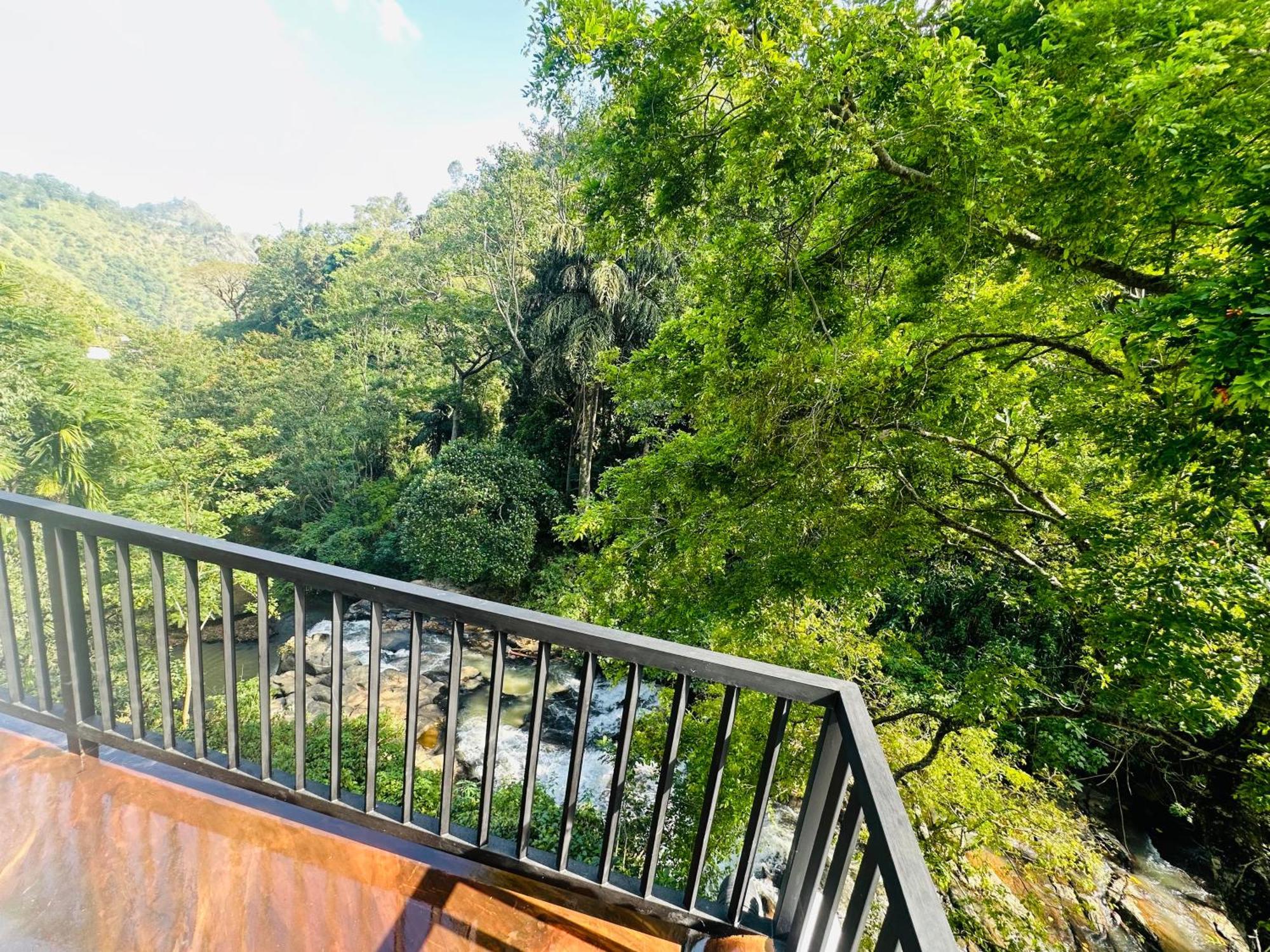 River Splendour Home Stay Ела Екстериор снимка
