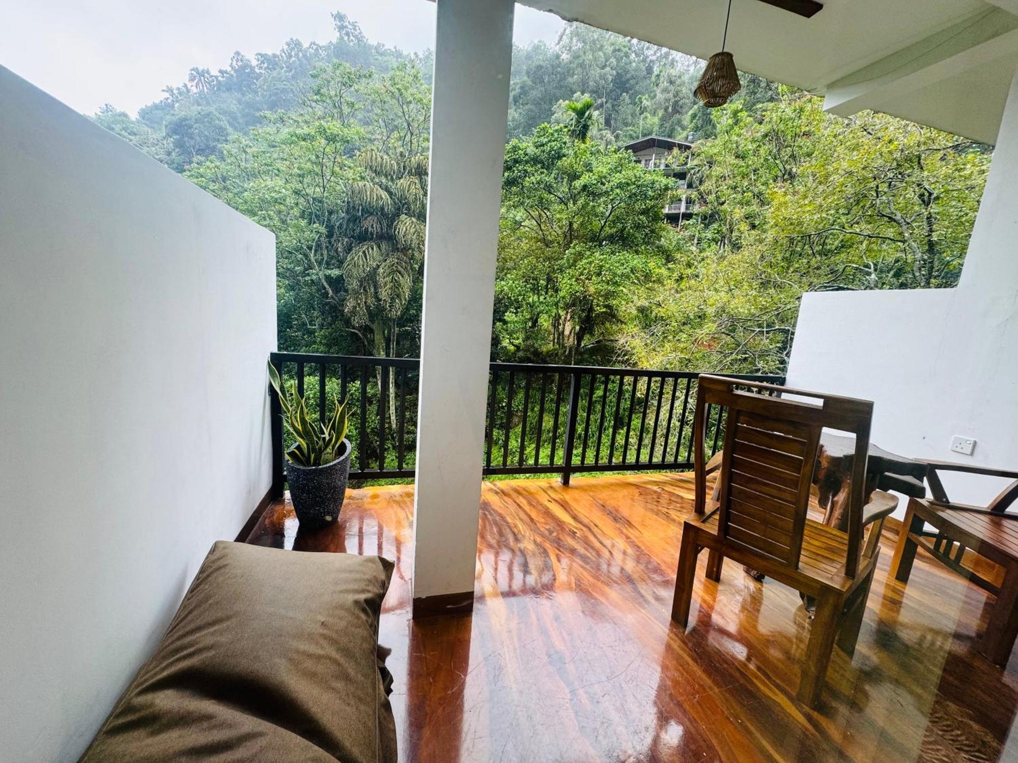 River Splendour Home Stay Ела Екстериор снимка
