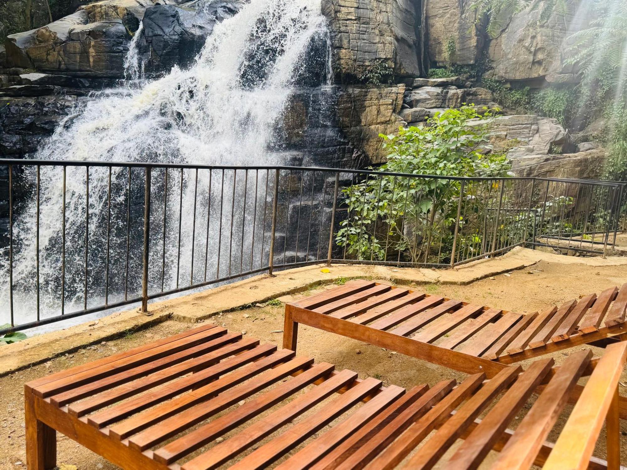 River Splendour Home Stay Ела Екстериор снимка