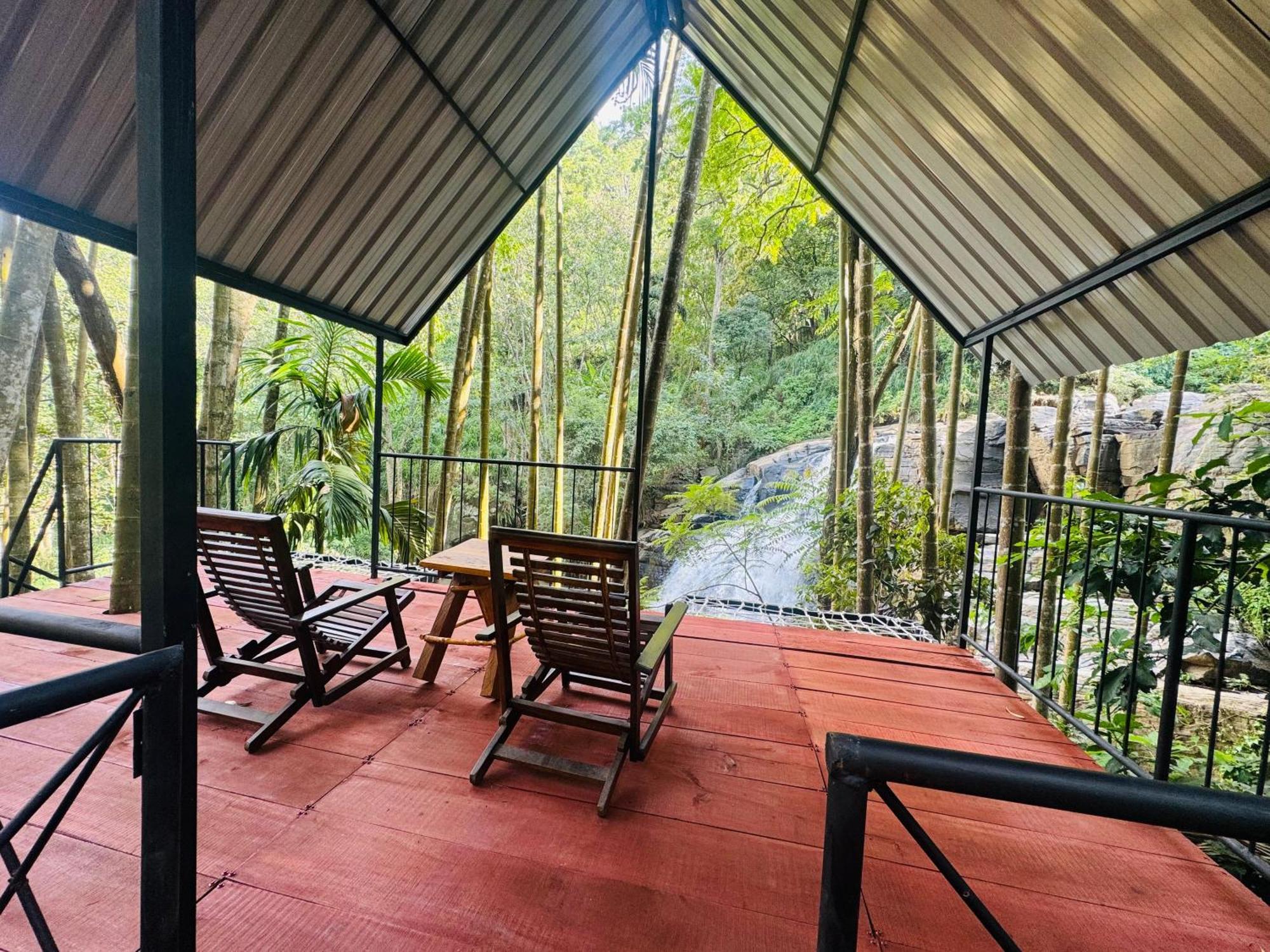 River Splendour Home Stay Ела Екстериор снимка